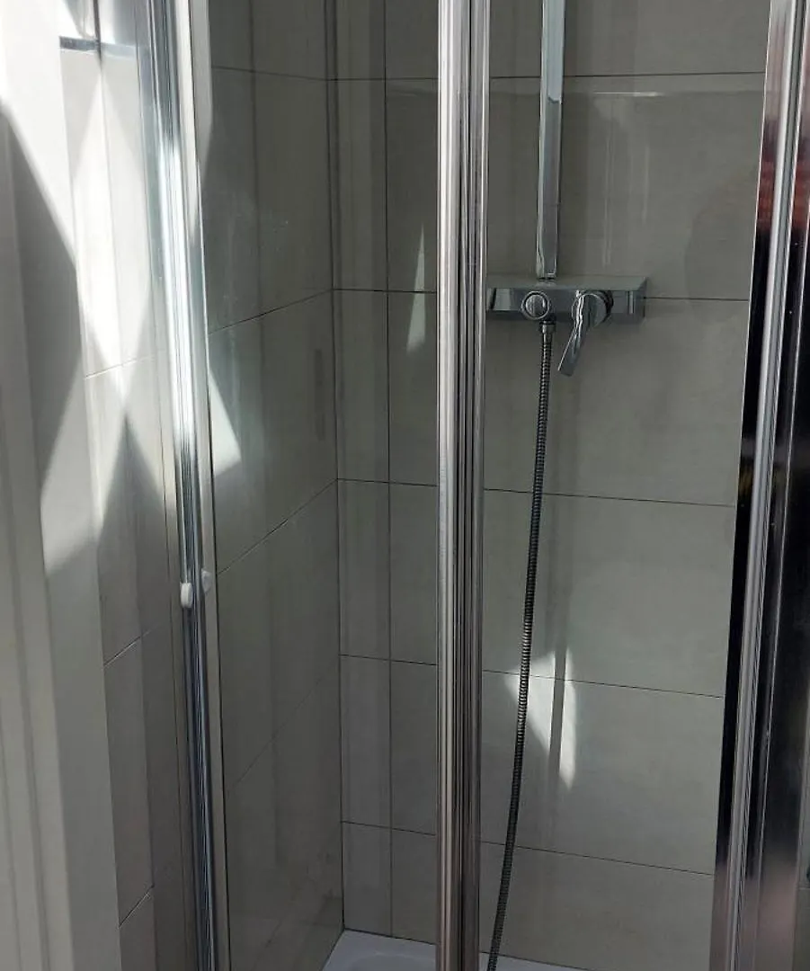 ゲストハウス Casa Luigia Rooms Mtb In Finalborgo Bike Room Tour Ebike Trekking フィナーレ・リーグレ イタリア